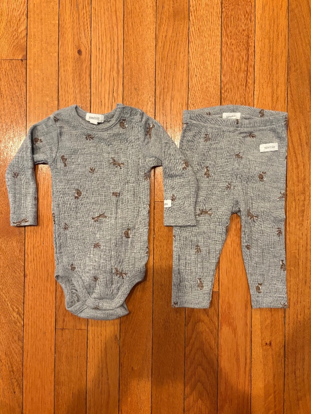 Newbie 2-4mo outfit